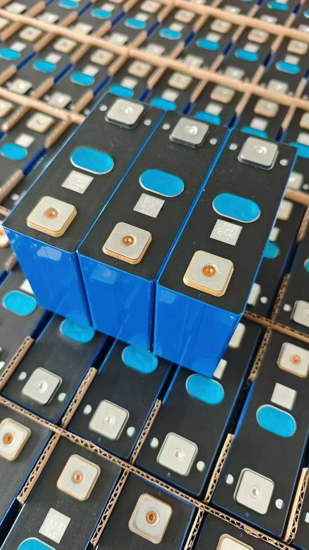 gotion 104Ah battery cell (5).jpg